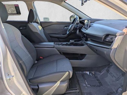 Used 2022 Nissan Rogue SV image 20