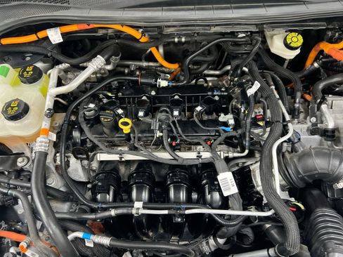 Used 2022 Ford Escape SE FWD image 25