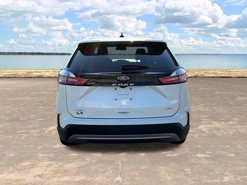 Used 2024 Ford Edge SEL w/ Convenience Package image 12