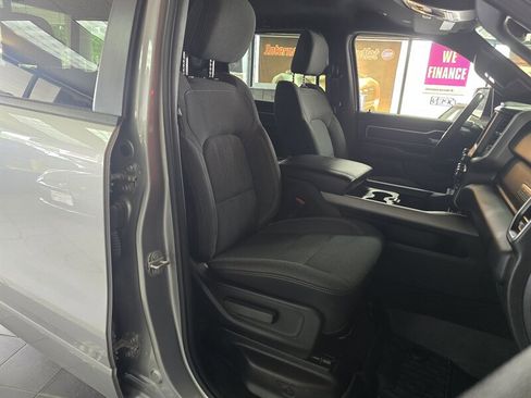Used 2022 RAM 1500 Big Horn AWD/4WD image 15