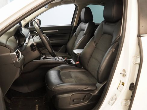 Used 2021 MAZDA CX-5 Touring image 3