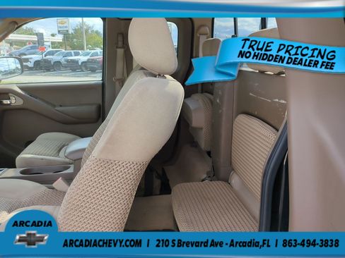 Used 2006 Nissan Frontier SE w/ (P01) Power Pkg AWD/4WD image 13