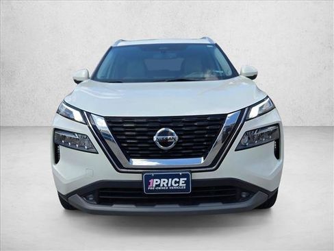 Used 2021 Nissan Rogue SL FWD image 2
