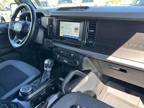 Used 2022 Ford Bronco Big Bend image 16