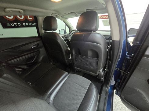 Used 2020 Buick Encore Preferred FWD image 19