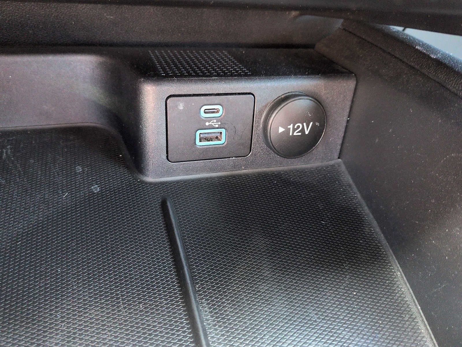 Certified 2023 Ford Escape Active AWD/4WD image 20