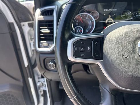 Used 2024 RAM 3500 Big Horn AWD/4WD image 23
