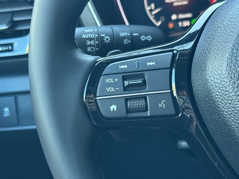 Used 2025 Honda Pilot EX-L image 29