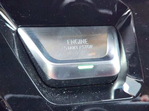 Certified 2024 GMC Sierra 1500 AT4 w/ Technology Package image 18