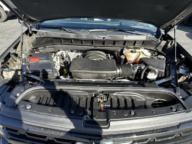 Certified 2024 Chevrolet Silverado 1500 RST AWD/4WD image 21