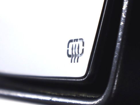 Used 2019 Jeep Cherokee Limited AWD/4WD image 34