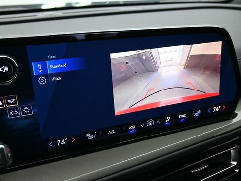 New 2026 Chevrolet Traverse LT w/ LPO, Floor Liner Package FWD image 31