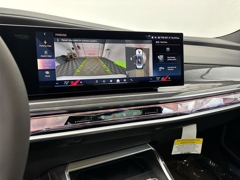 New 2026 BMW i7 xDrive60 AWD/4WD image 30