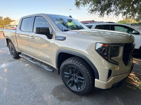 Used 2023 GMC Sierra 1500 Elevation AWD/4WD image 2