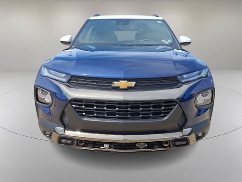 Used 2023 Chevrolet TrailBlazer ACTIV w/ Sun and Liftgate Package AWD/4WD image 3