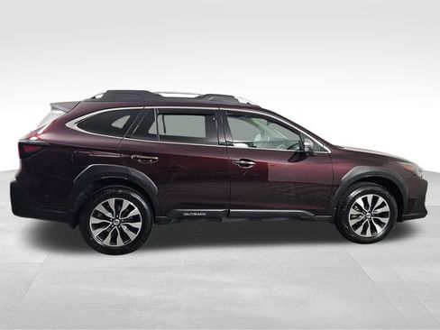 Used 2023 Subaru Outback Touring XT AWD/4WD image 8