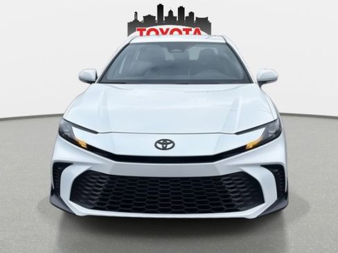New 2026 Toyota Camry SE image 8