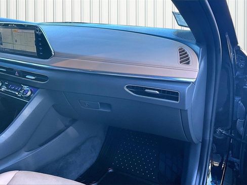 Used 2020 Hyundai Sonata Limited image 12