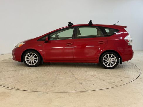 Used 2012 Toyota Prius V Five image 2