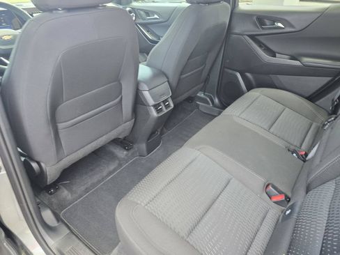 Used 2026 Chevrolet Equinox LT FWD image 12