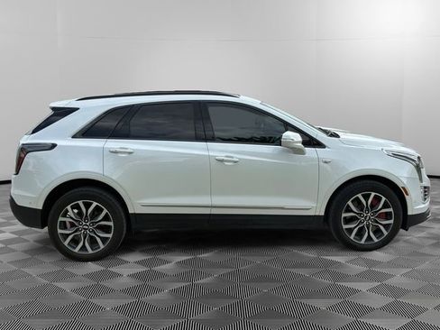 Certified 2024 Cadillac XT5 Sportv w/ Technology Package AWD/4WD image 2