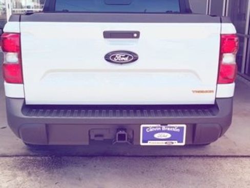 Used 2025 Ford Maverick Tremor AWD/4WD image 2