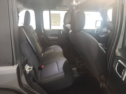 Used 2023 Jeep Wrangler Unlimited Sport image 20