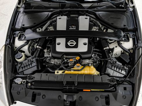 Used 2013 Nissan 370Z Touring w/ Sport Pkg RWD image 48