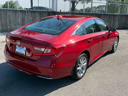 Used 2022 Honda Accord LX image 5