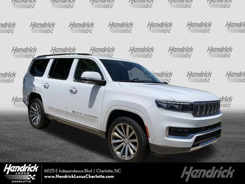 Used 2022 Jeep Grand Wagoneer Series I AWD/4WD image 1
