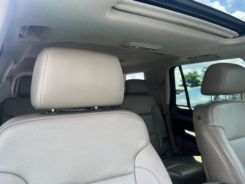 Used 2015 Chevrolet Tahoe LTZ RWD image 19