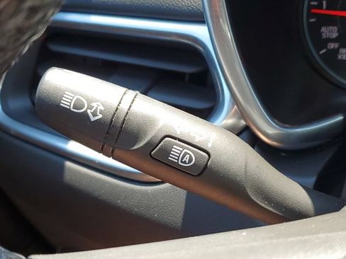Certified 2020 Chevrolet Equinox LT w/ Driver Convenience Package FWD image 11