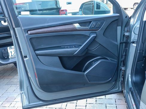 Used 2024 Audi Q5 2.0T Premium image 21