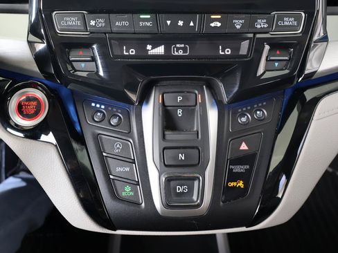 Used 2018 Honda Odyssey Elite image 54
