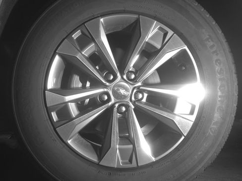 Used 2025 Chevrolet Equinox LT image 11