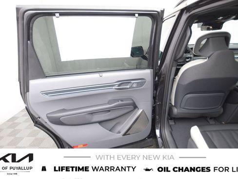 New 2026 Kia EV9 GT-Line image 11