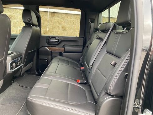 Used 2021 Chevrolet Silverado 2500 High Country image 12