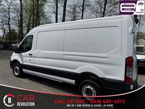 Used 2025 Ford Transit 250 148 Medium Roof image 4