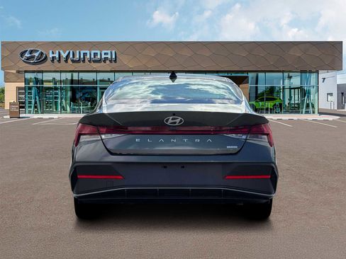 New 2026 Hyundai Elantra Blue FWD image 6