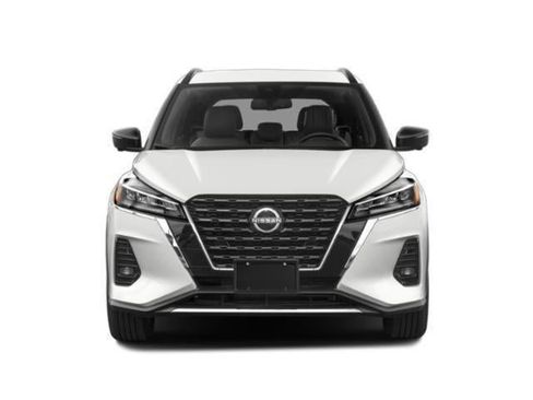 Used 2024 Nissan Kicks SR FWD image 4