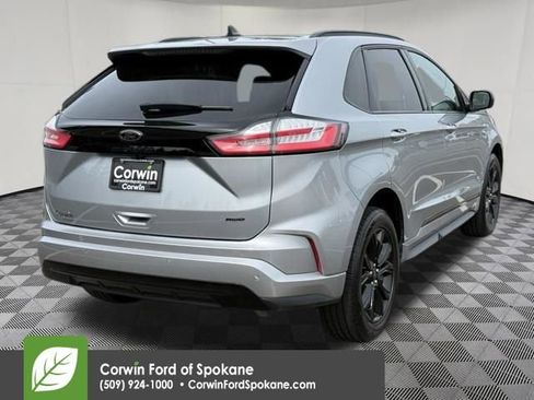 Used 2024 Ford Edge SE w/ Black Appearance Package AWD/4WD image 16