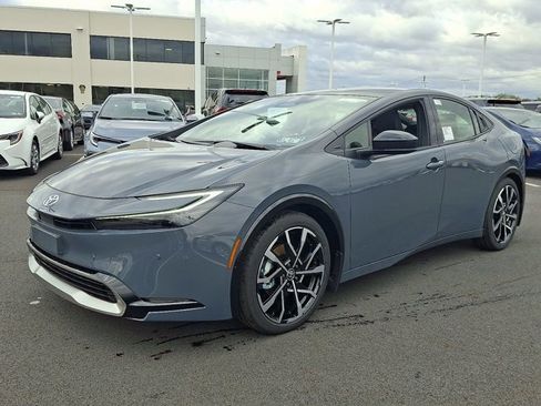 New 2026 Toyota Prius XSE image 3