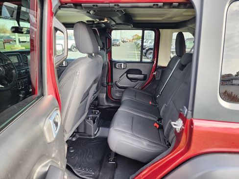 Used 2021 Jeep Wrangler Unlimited Sport image 32