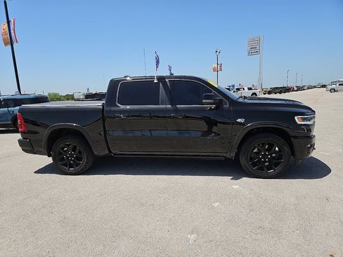 Used 2026 RAM 1500 Limited AWD/4WD image 9