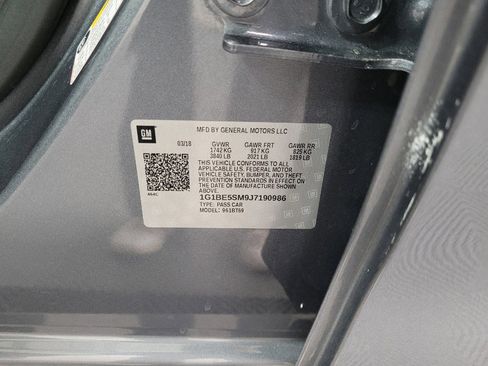 Used 2018 Chevrolet Cruze LT w/ Convenience Package FWD image 33