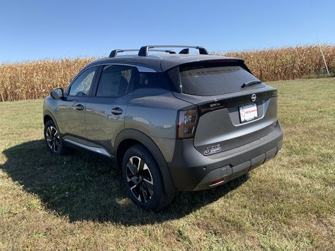 New 2026 Nissan Kicks SV w/ SV Premium Package image 7