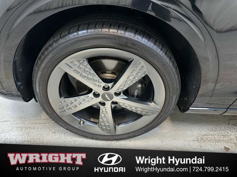 Used 2022 Genesis GV70 3.5T Sport w/ Sport Prestige Package AWD/4WD image 8