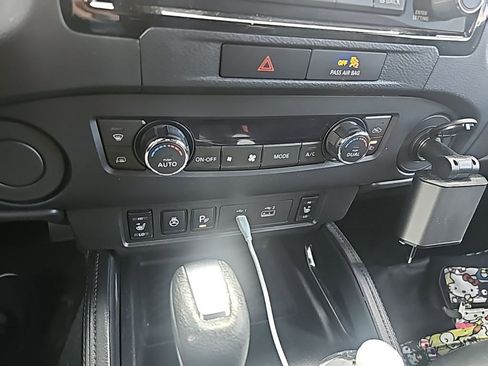 Used 2022 Nissan Frontier Pro-X w/ Pro-X Premium Package image 7