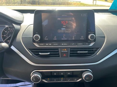 Used 2021 Nissan Altima 2.5 SV image 17