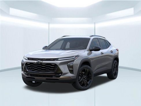 New 2026 Chevrolet Trax ACTIV FWD image 2